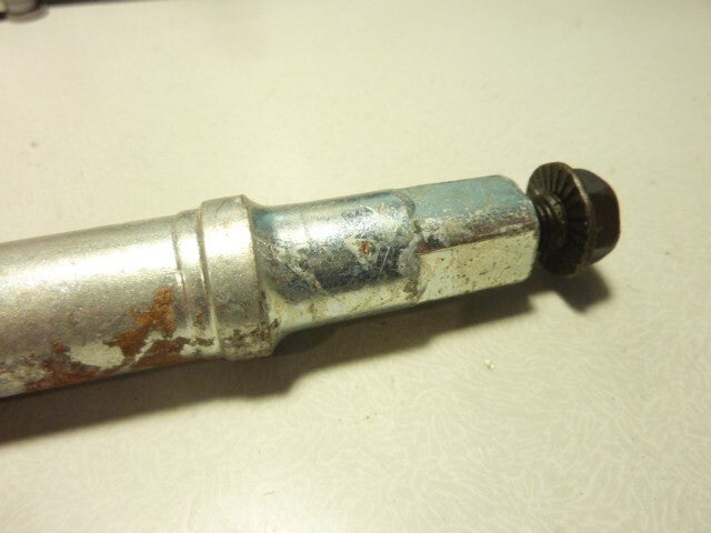 Axe pédalier 127 mm acier boitier pédalier vintage ancien stock jamais monté