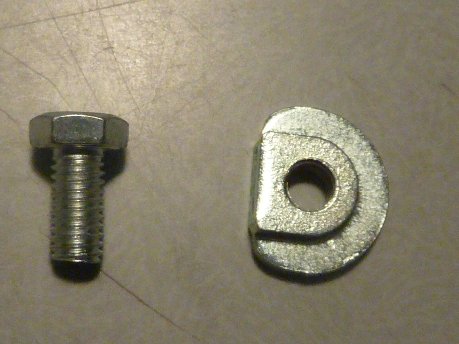 Neu SIMPLEX 3683/3684 Rear Dérailleur Patte Arrière NOS Vélo Vintage 1 Ensemble