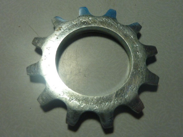 NOS vintage pignon 12  MAILLARD  threaded freewheel cog