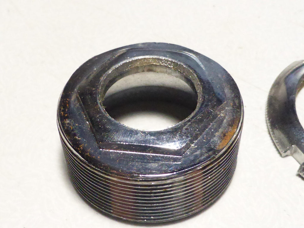 ✨ Ancien stock NOS RFG Cuvette de pédalier chromée  Filetage BSA Vélo vintage✨
