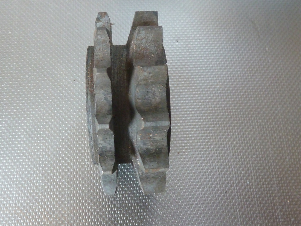 Ancien stock Pignon motobecane 13 dents diamètre interieur 26 mm