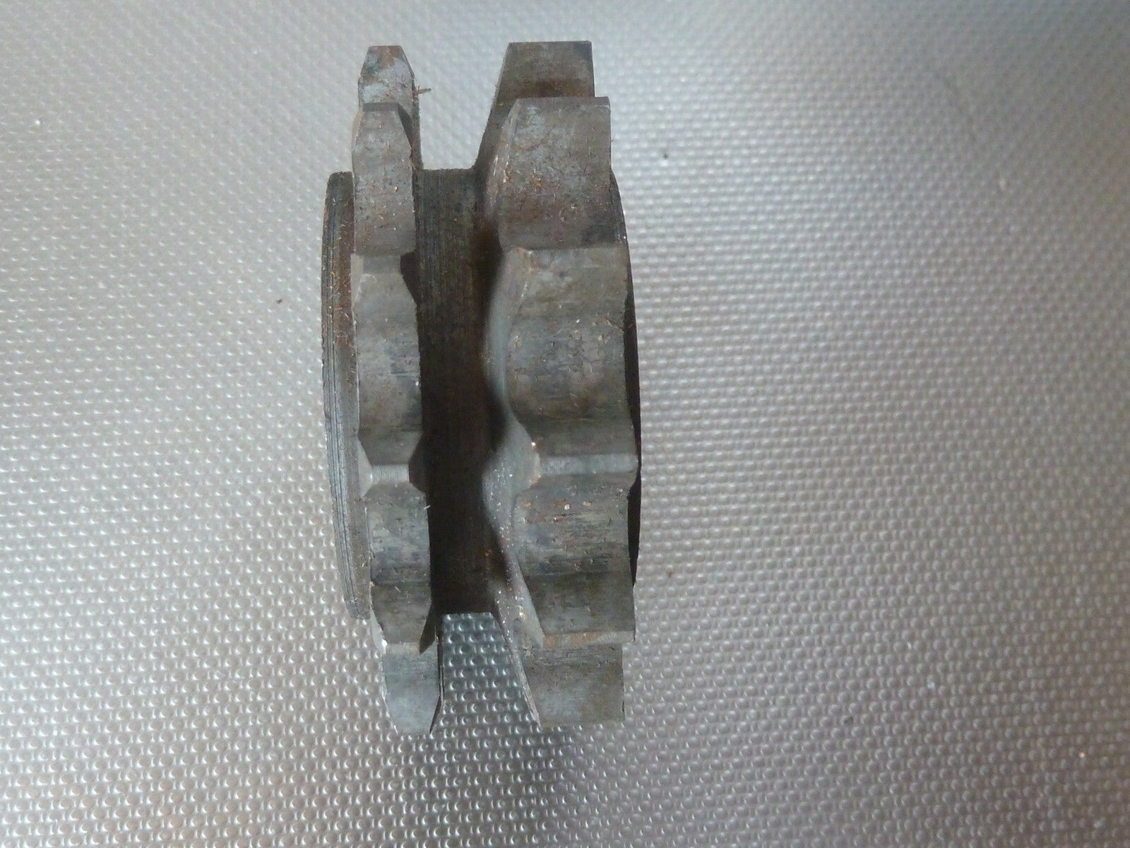 Ancien stock Pignon motobecane 13 dents diamètre interieur 26 mm