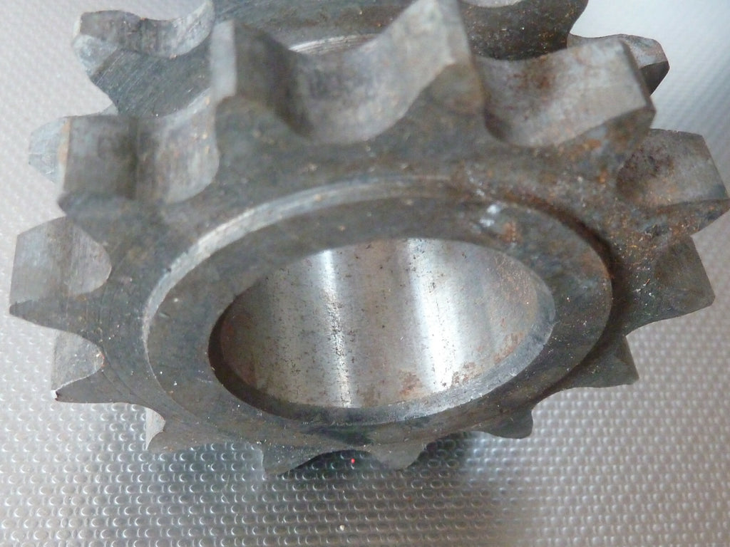 Ancien stock Pignon motobecane 13 dents diamètre interieur 26 mm