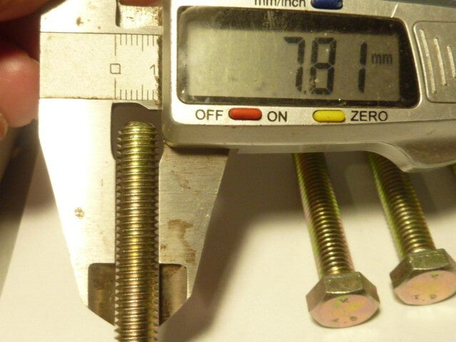 4 boulons 8x44 échappement etc Longueur total 50 mm M8
