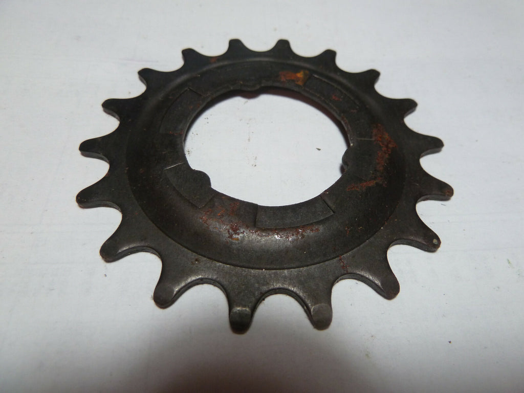 NOS pignon  cog  18 dents 18Z  18 teeth bike ancien stock velo vintage