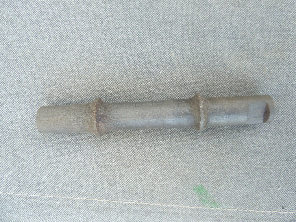 Axe pédalier à clavettes 128 mm acier boitier pédalier vintage ancien stock