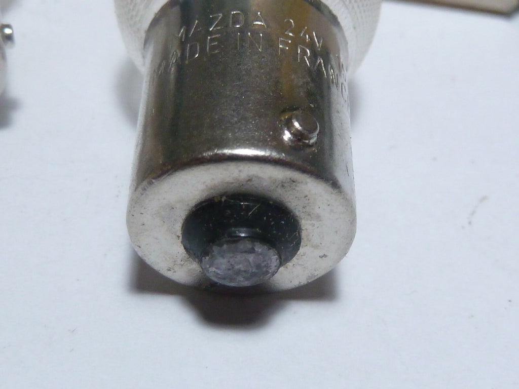 2 Ampoule MAZDA 24V 15W BA15s  ancien stock 24 V 15 W BA 15 s