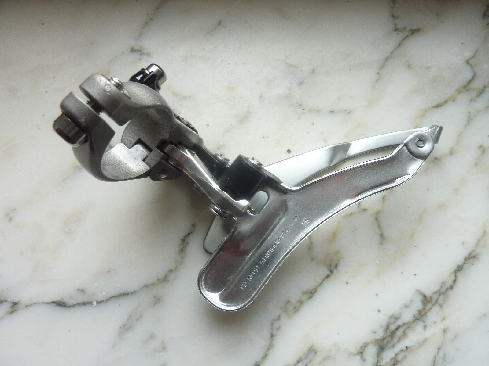 NOS 1990s Shimano Exage Mountain Bike Front Derailleur FD-M451 28.6 Clamp Gray