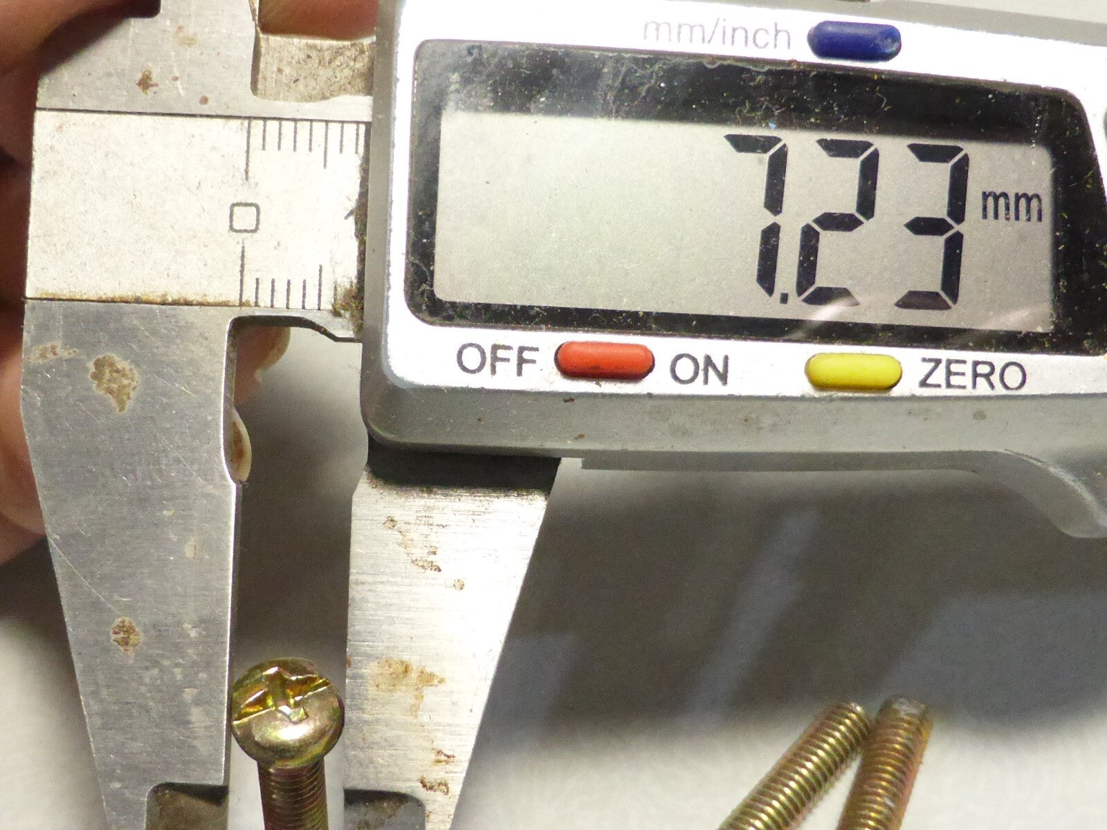4 shimano vis bolt screw doré gold acier vintage