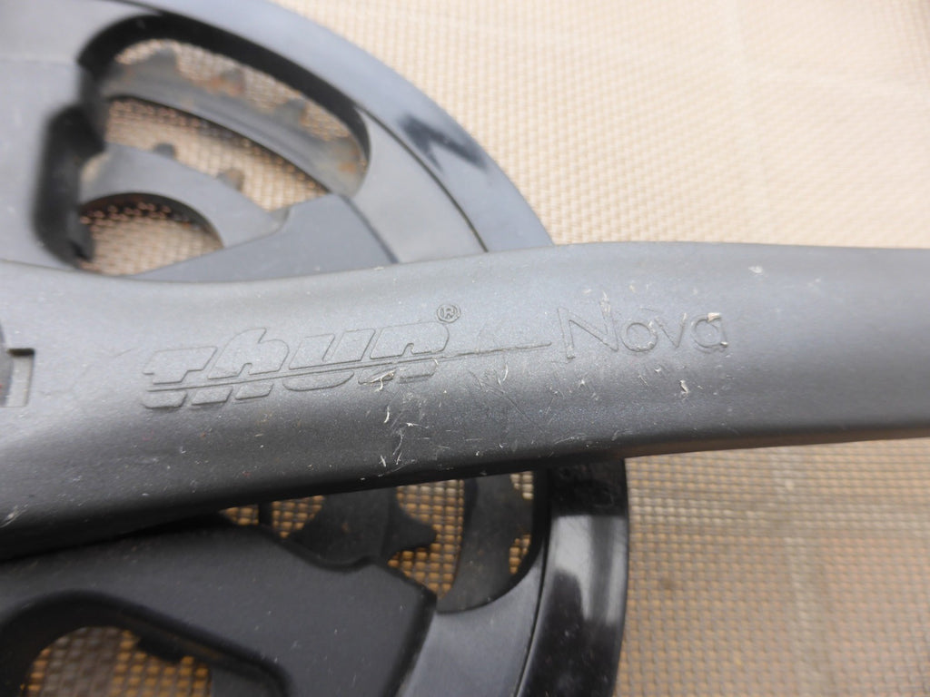 NOS Pédalier THUN NOVA velo vintage 30/38 dents  centre carré  manivelle 150 mm