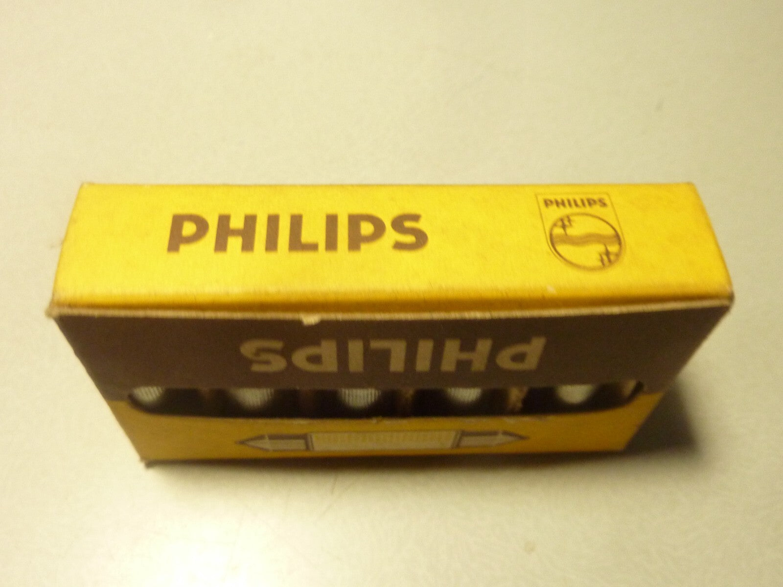 ✨ NOS – 1 Lampe Philips type “Navette” – 12V 7W – 10x42 – Ancien stock ✨