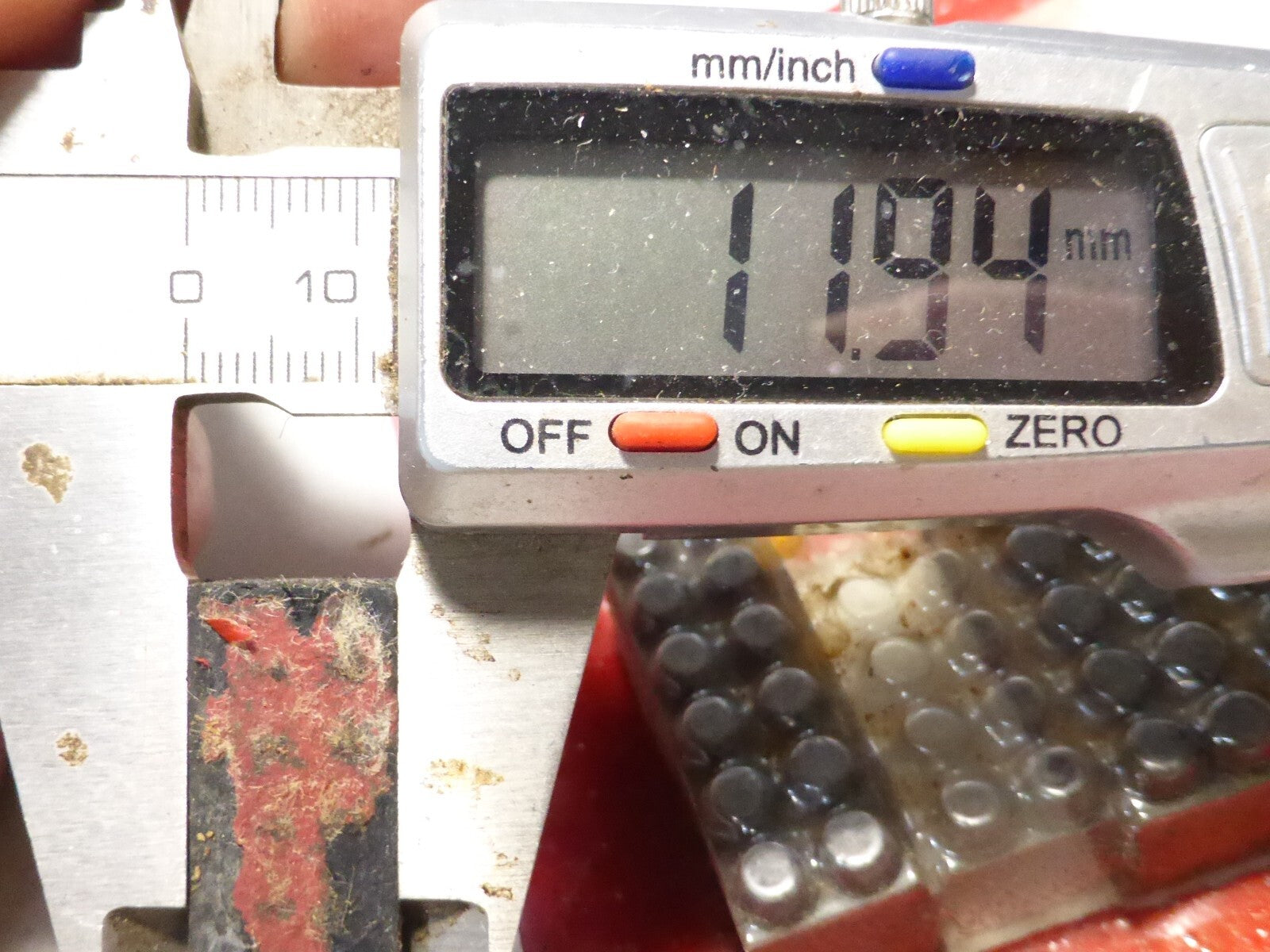 NOS OLD BIKE NOS 4 PATINS DE FREINS GOMME  VELO vintage