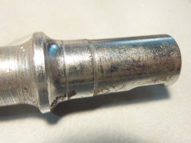 Nos axe clavettes pédalier RFG 125 mm  pédalier Bottom bracket  not stronglight