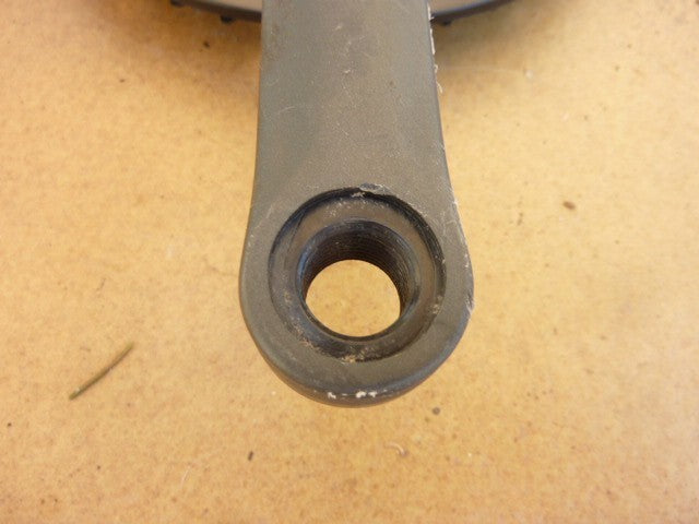 NOS Pédalier THUN NOVA vintage 30/38 dents  centre carré  manivelle 150 mm