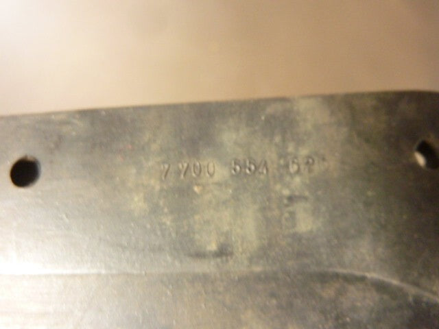 1 bavette Renault ancien stock 7700554626