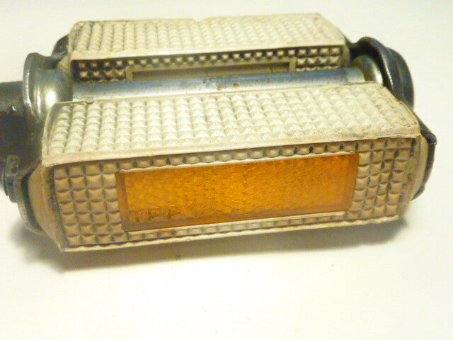 NOS  1 petite pédale vélo ancien vintage pedals  droite  9/16" made in Germany