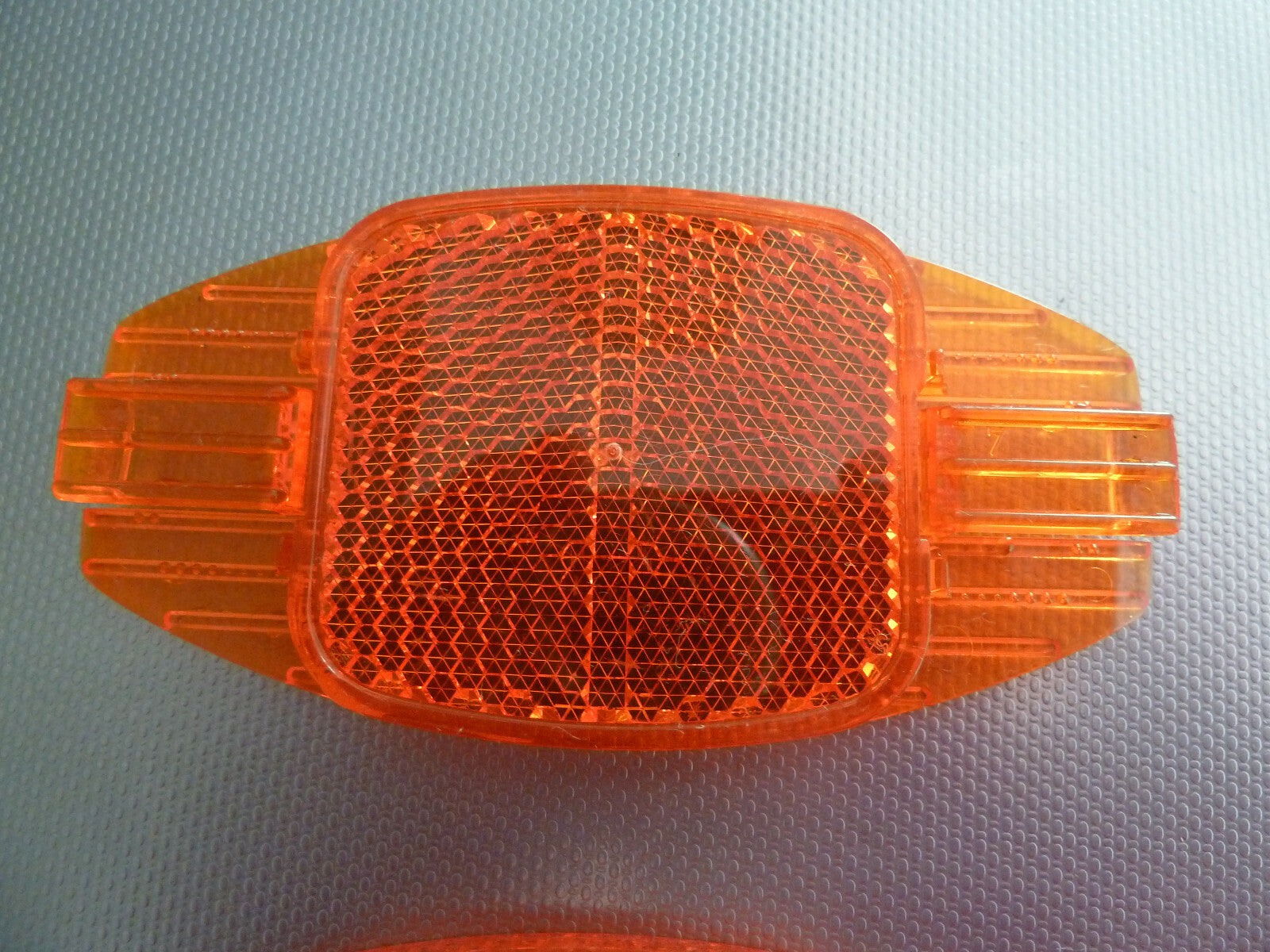 2 reflecteurs orange de roues de velo  catadioptre