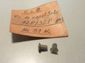 2 anciennes vis capot clb 5x80 poigneé tournante vintage