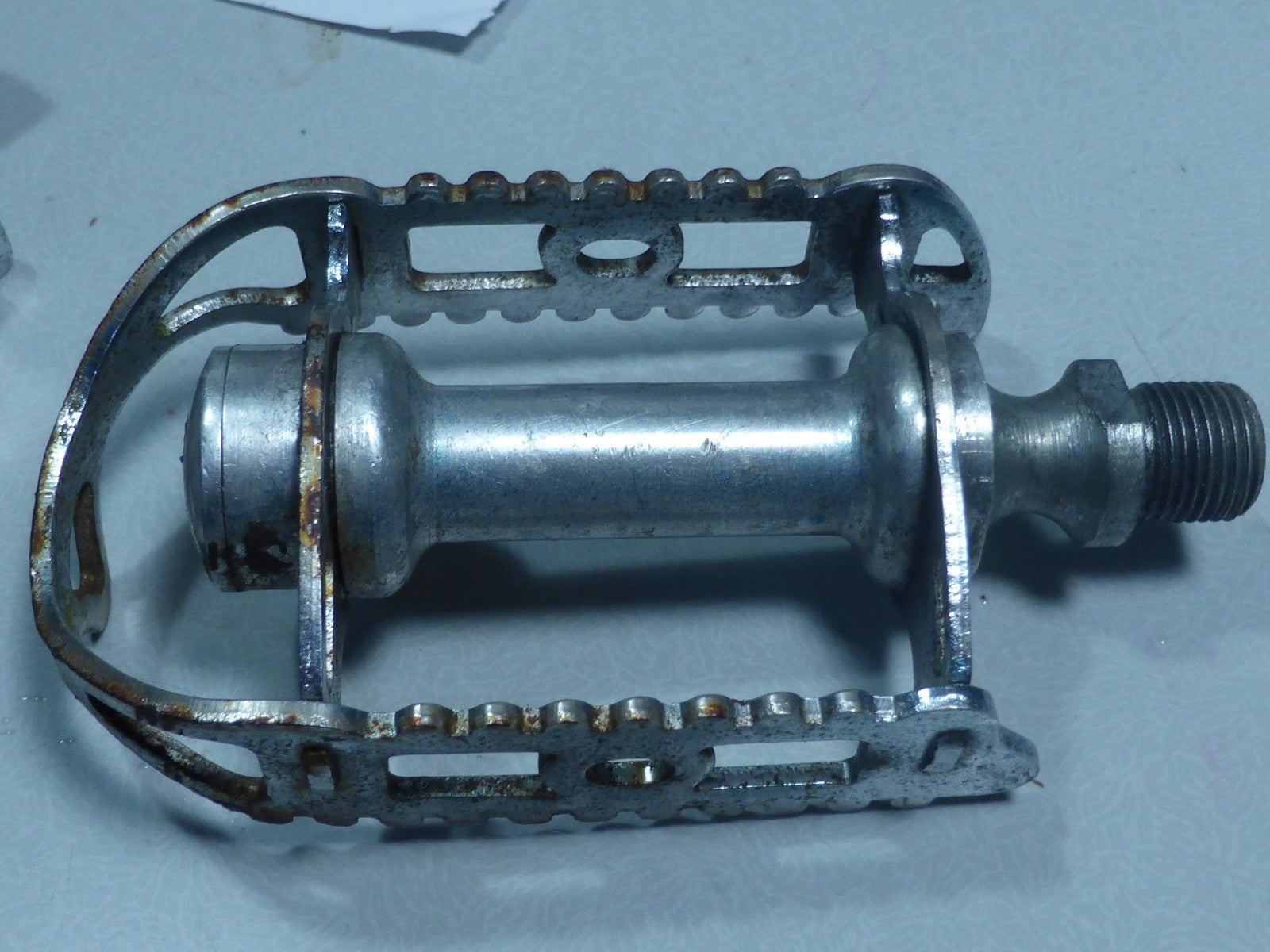 1 paire pédales Atom vélo ancien vintage pedals   14/125