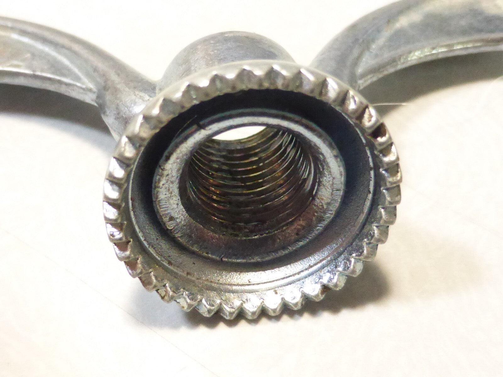 2 vintage papillons d'axe sova 9.5 mm pas de 1