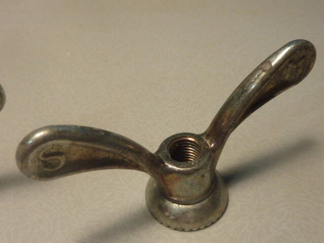 2 anciens Ecrous Papillon Velo Ancien Set Wing Nuts Brass 8 mm vintage Sova