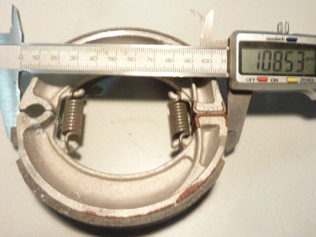 Mâchoires de frein à tambour neuve ancien stock pour Ø 110