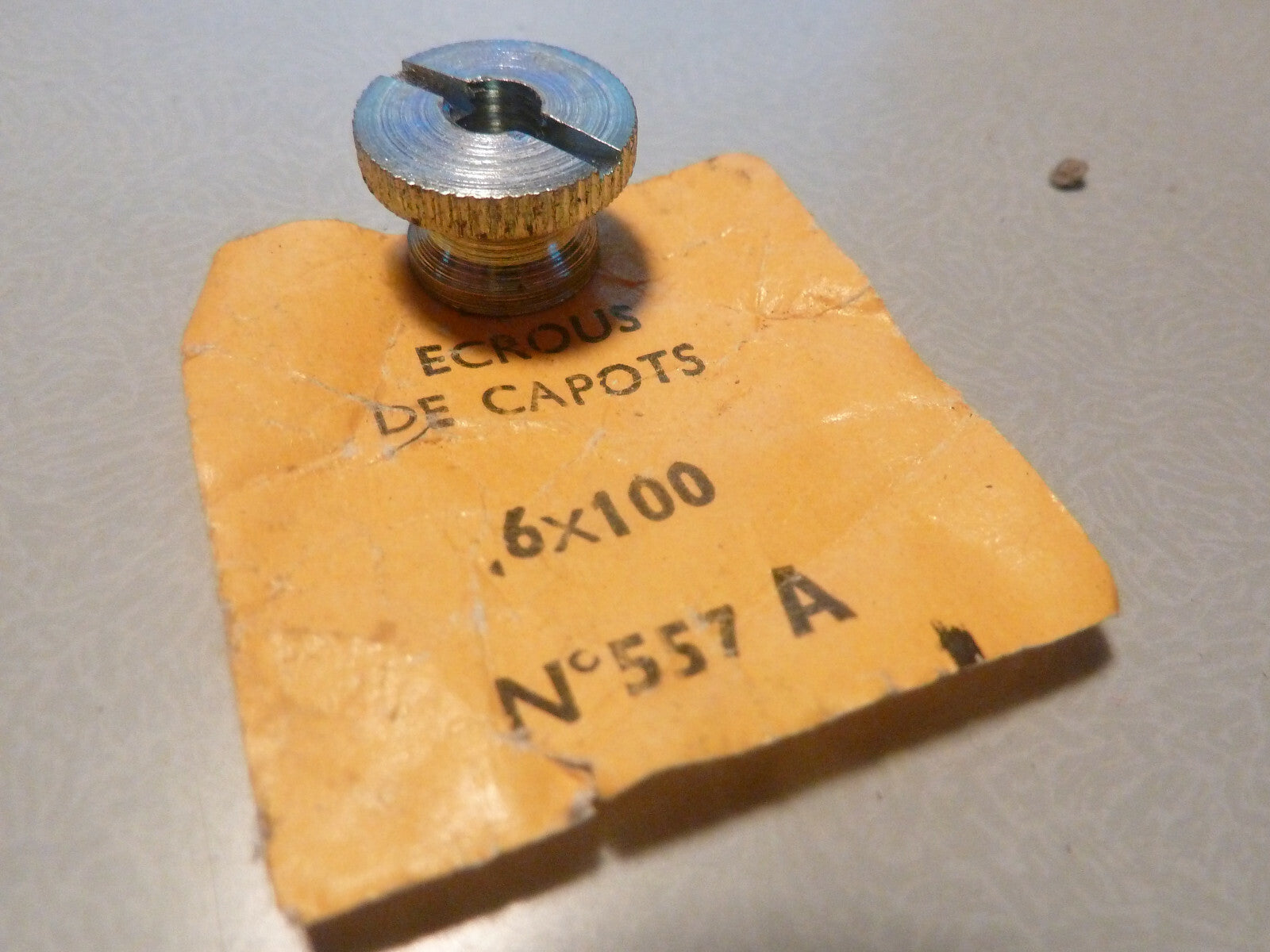 NOS Solex velosolex capot phare Vis Écrou moleté  neuf ancien stock motobecane