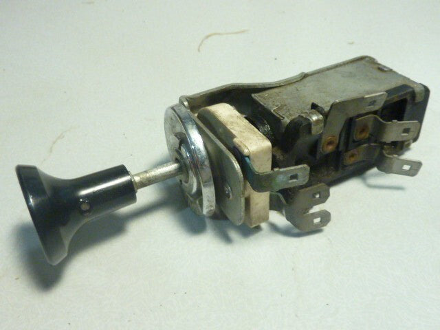 Bouton poussoir LJUS Commutateur Interrupteur Switch lighting Volvo P1800 used