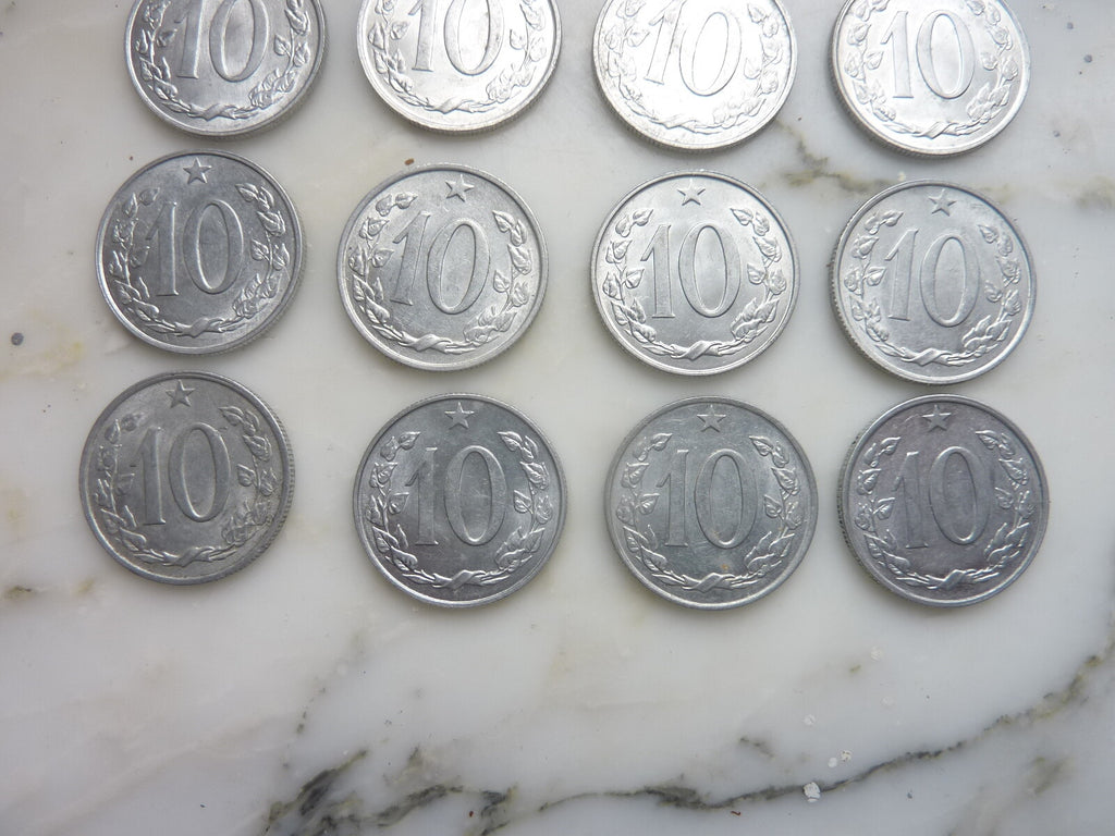lot de 16 pièces de TCHECOSLOVAQUIE  10 haleru 1967
