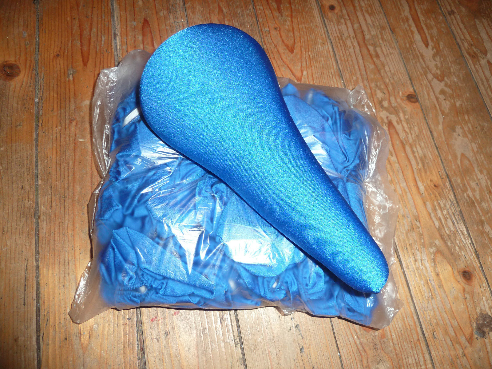 ✨ NOS Neuf – Couvre-selle / Housse de selle vintage – Polyester Bleu ✨