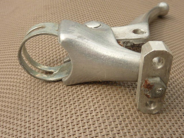 vintage neuf ancien stock poignée frein gauche  aluminium clb Tandem ?