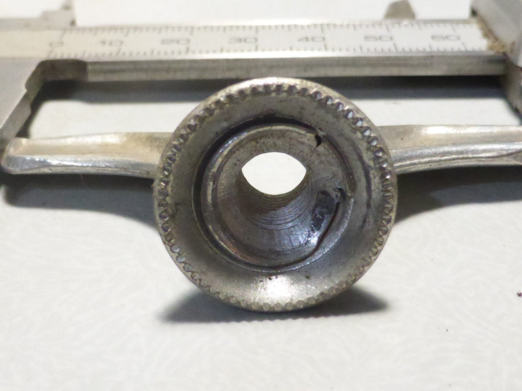 1 anciens Ecrous Papillon DFV Velo Ancien  Wing Nuts Brass 8 mm vintage ALU