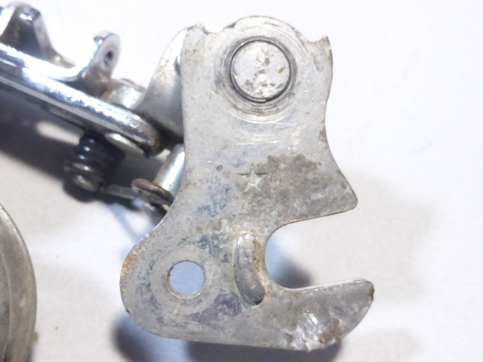 Dérailleur avant huret svelto   HURET SVELTO DERAILLEUR VINTAGE HURET SVELTO