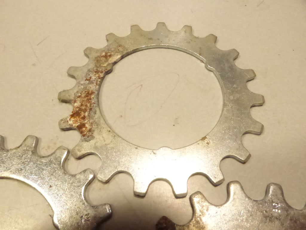 NOS 3 Sachs Maillard Sprocket.cogs pignon vintage 19 T Argent  silver 19 dents