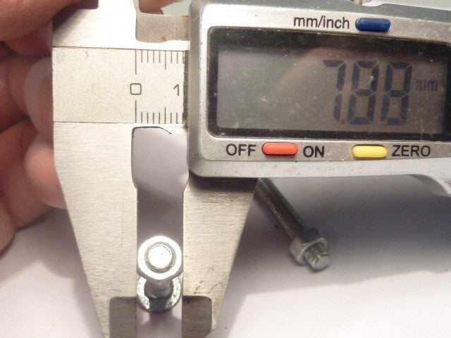 ✨ Ancien stock / NOS –  2 vis Algi – M5 x 30 mm Tête ronde à méplat avec collet