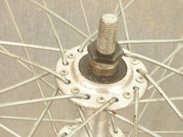 roue avant Aleza 421 alloy  24x1.75 alu noir Made in Belgique 507x21