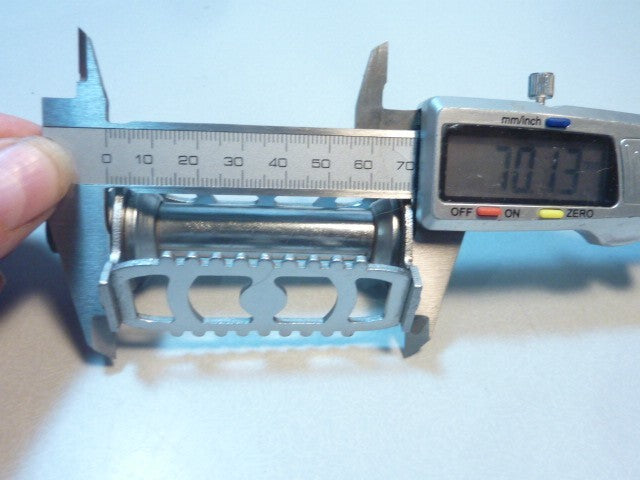 1 petite pédale lyotard ? vélo ancien vintage pedals  gauche  14/125