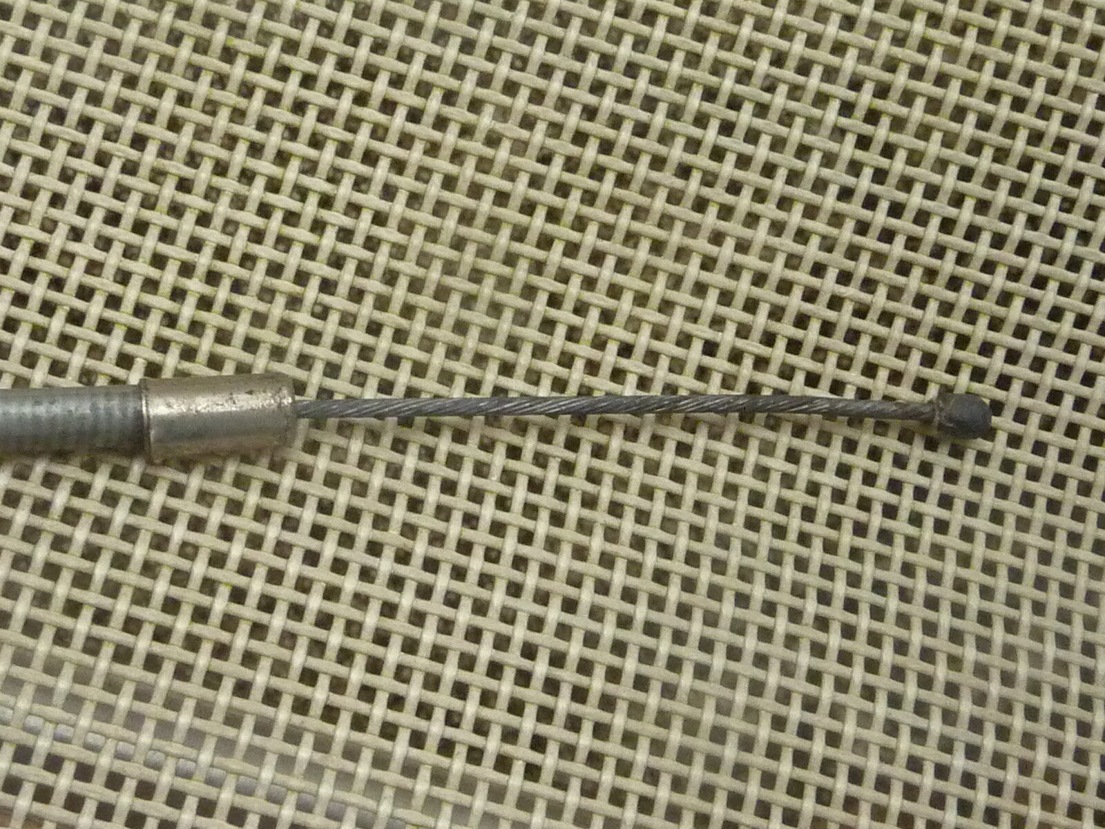 NOS Gaine  grise gaz décompresseur Freins ???   Câble 0.85 cm  Vintage