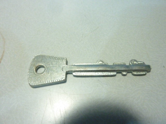 clé cadenas Schlüssel Hebie Trumpf II Nummer 716