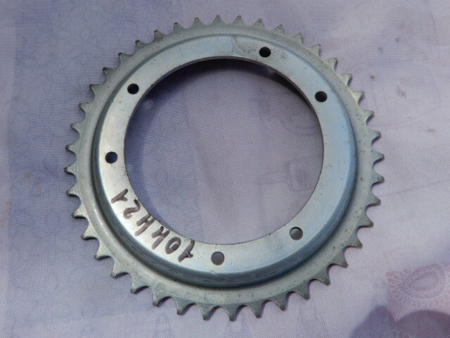 ancienne vintage Couronne de transmission 42 dents  104 mm
