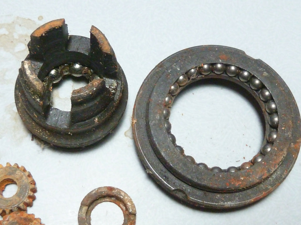 lot pieces moyeux torpedo ancien