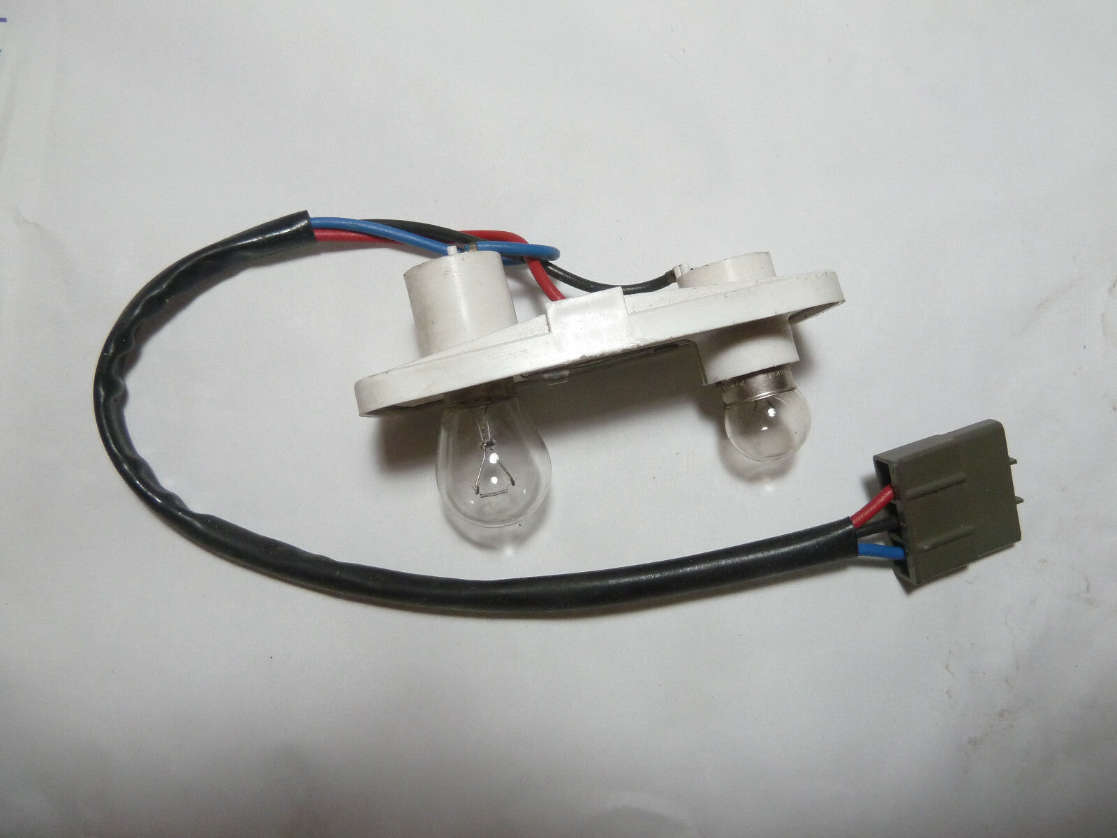 PEUGEOT 305 PORTE LAMPE FEU AVANT
