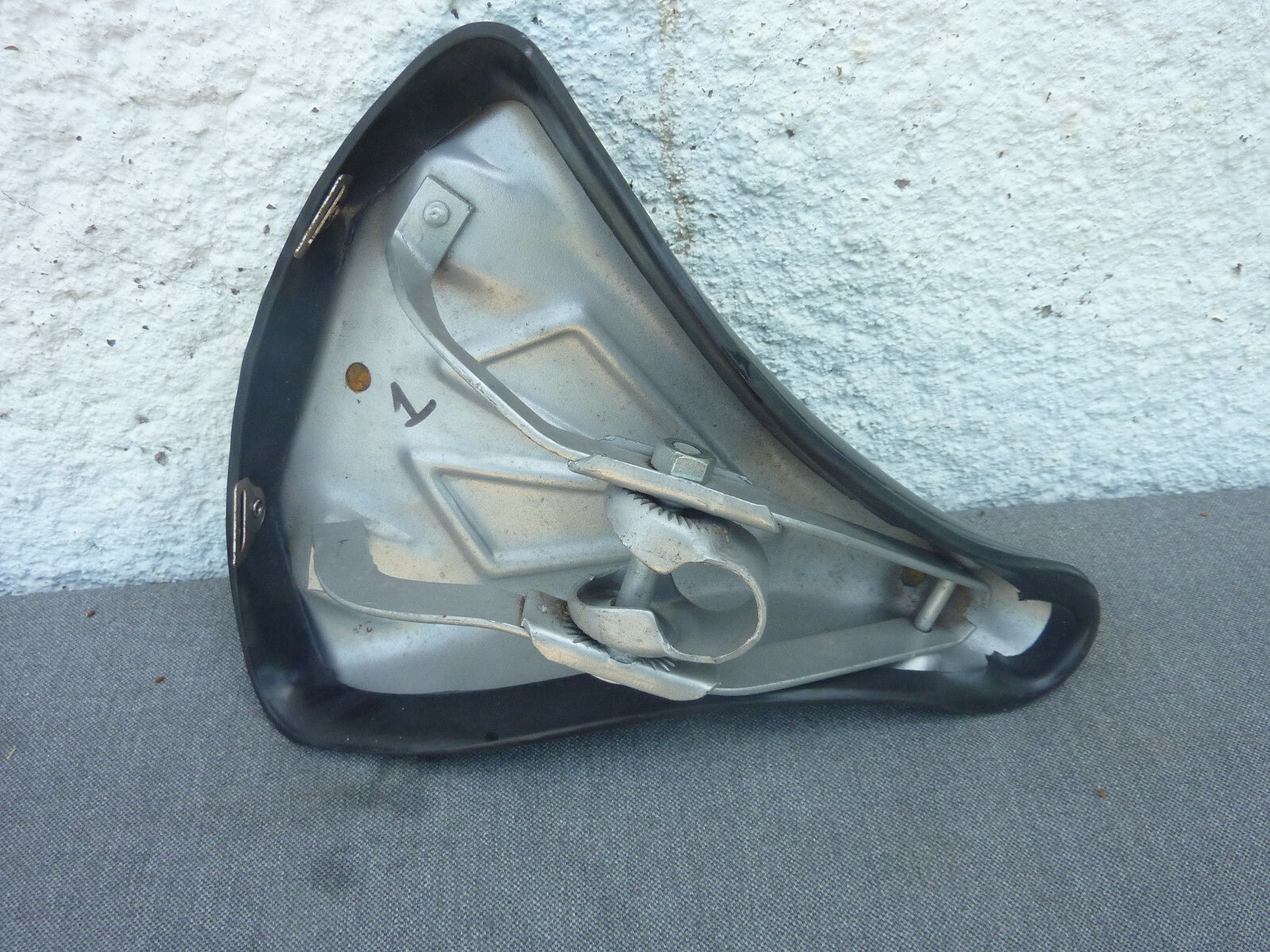 NOS neu Ancienne selle vélo Royal  cycle bicyclette vintage  cyclomoteur