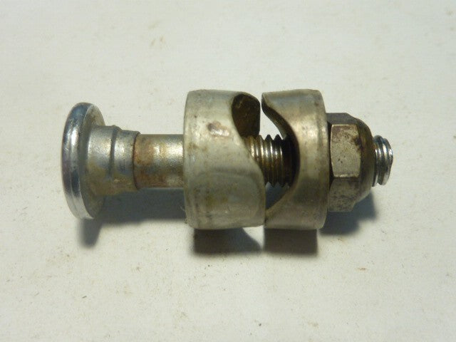 ancien AXE  freins  vintage pivot central brake axel