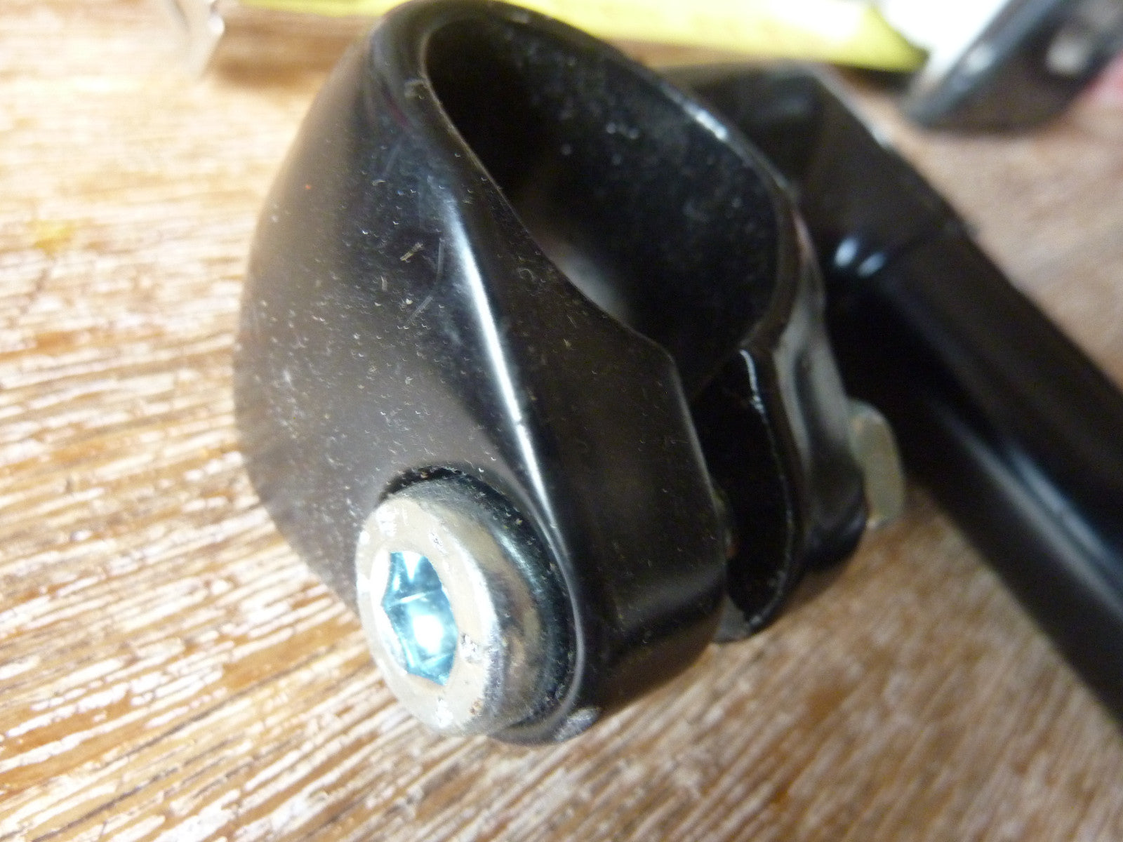 Potence 22 mm 230 Haut 65 long 25 mm guidon Noir