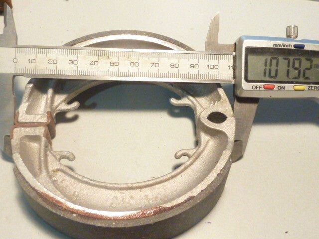 Mâchoires de frein à tambour neuve ancien stock pour Ø 110
