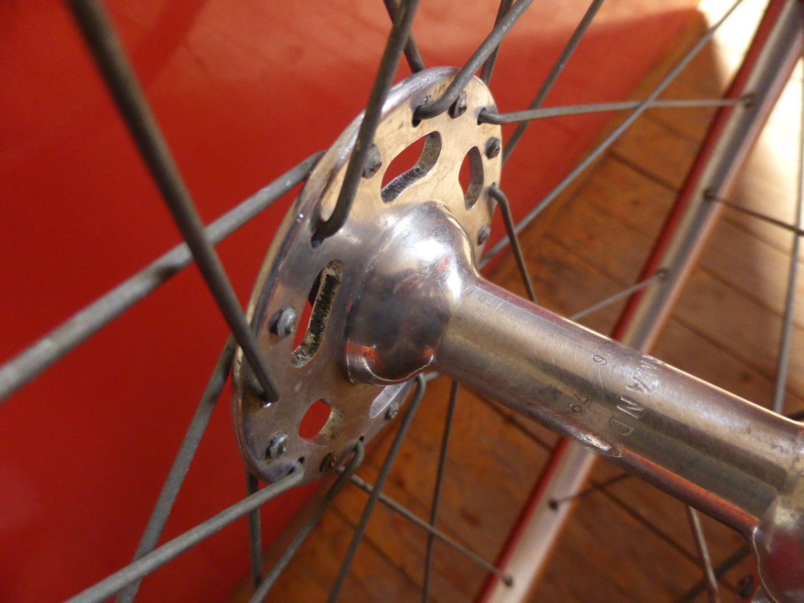 ✨Mavic Monthlery Route NOS Roue moyeux Normandy  velo Vintage Rare✨