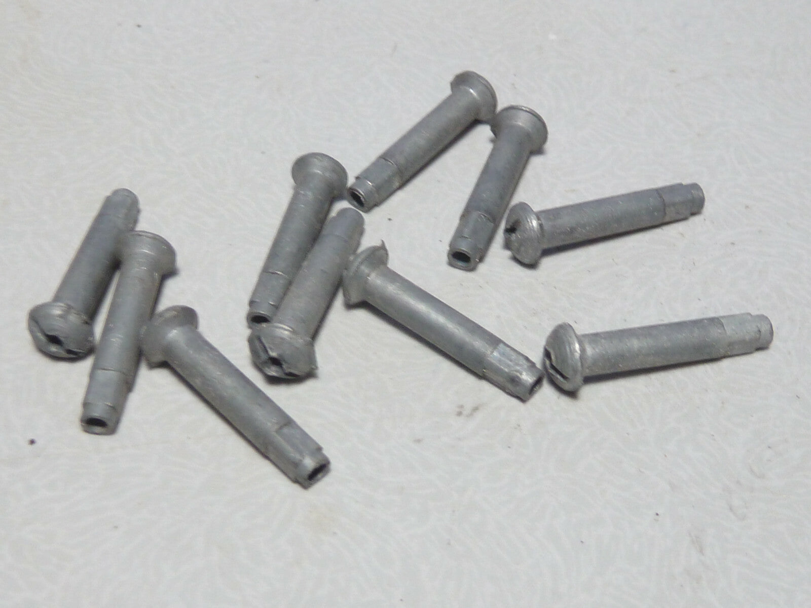NOS neu Lot de 9 écrous de rayons anciens automoto 23x4 mm