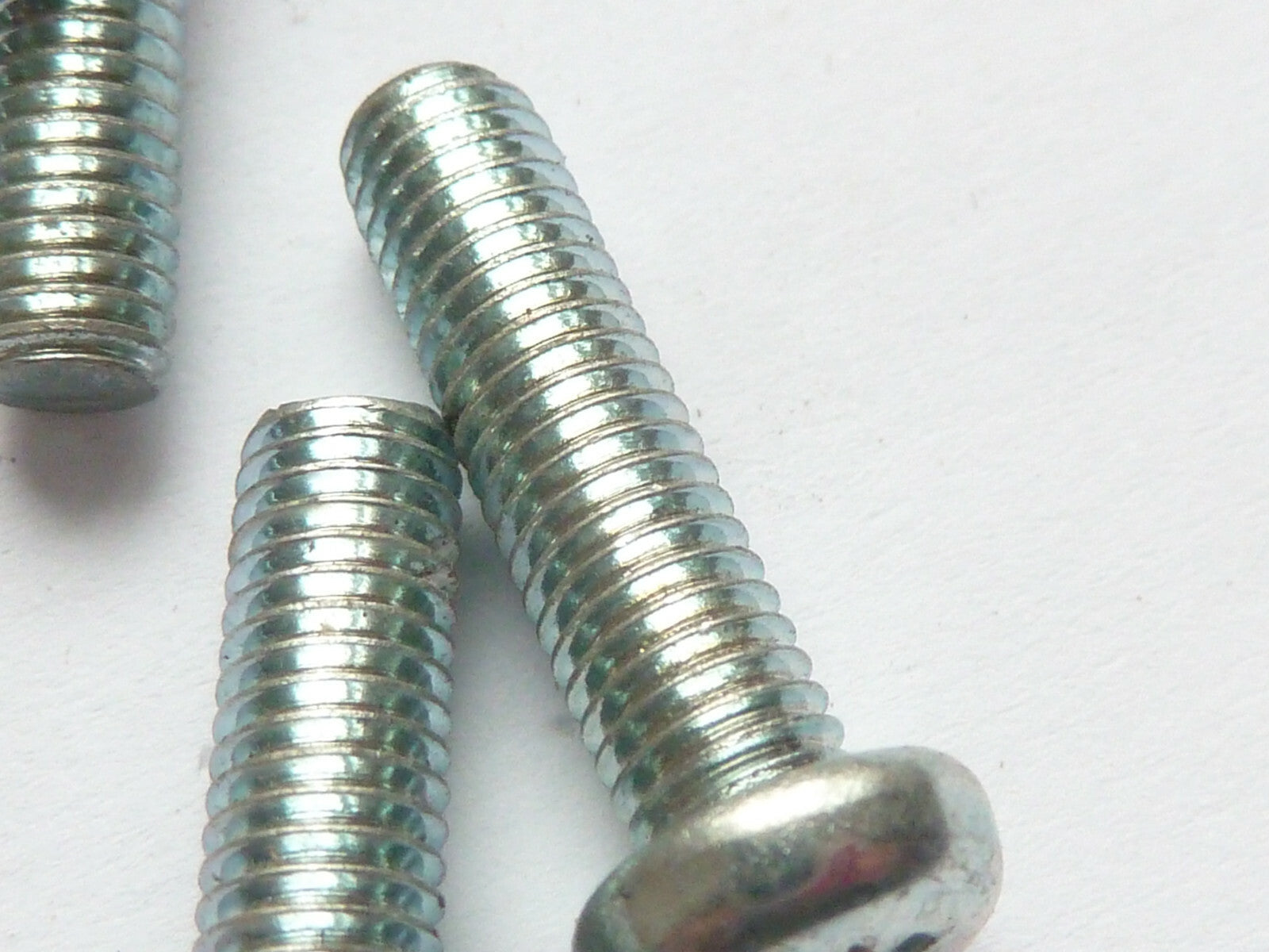 NOS neu 5 VIS  0.8 cm Whitworth acier  vintage 18x5 mm velo vintage cyclo