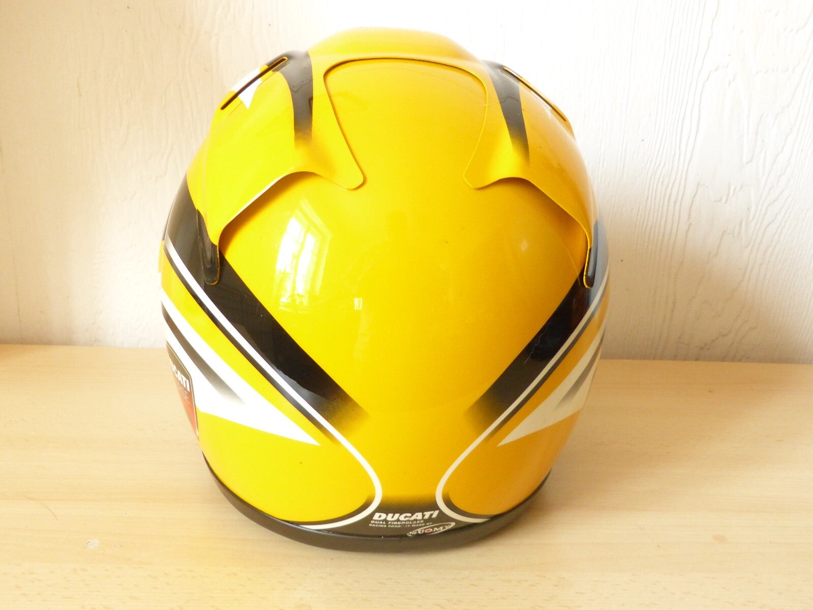 casque intégral Ducati Corse Suomy en l'état, pour déco vintage sportive